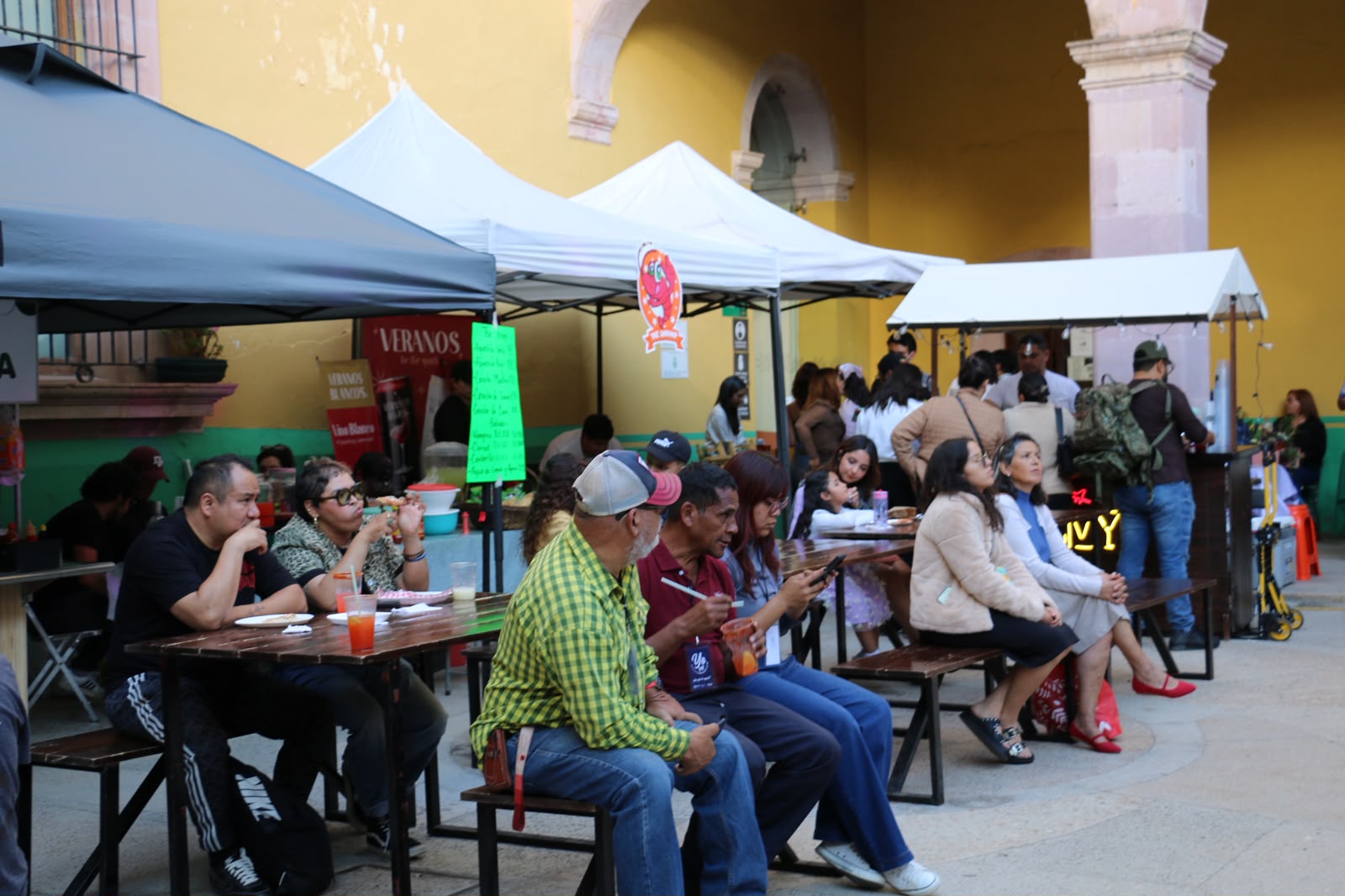Reunirá Bazar Creativo a más de 60 emprendimientos en una jornada dedicada al arte y la economía creativa
