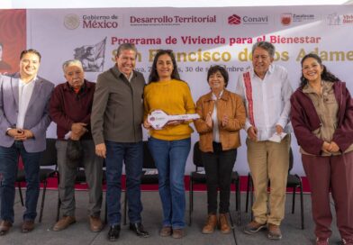 Entrega Gobernador David Monreal vivienda a 18 familias de Luis Moya; Conavi va por 12 mil en Zacatecas