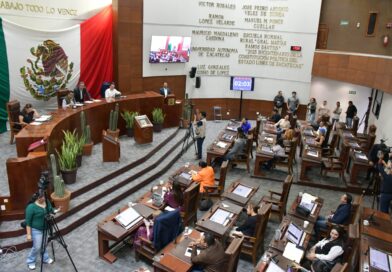 Aprueba Legislatura local minuta sobre reforma constitucional en materia de nacionalidad única