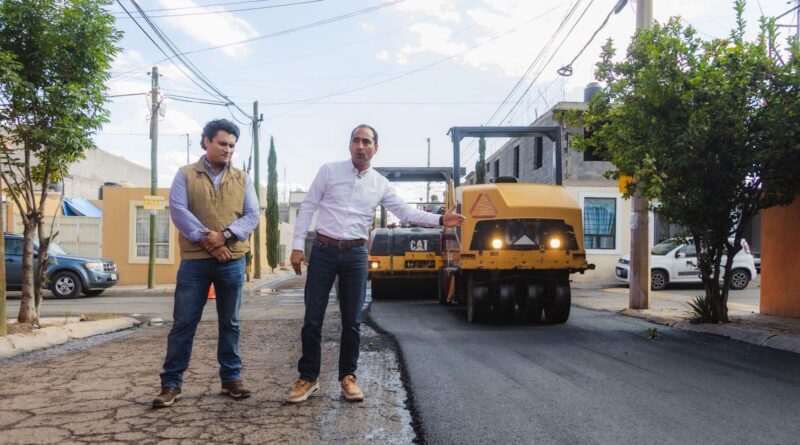 Continúa programa de pavimentación en Guadalupe, ahora en colonia las Fuentes y Av. Barones