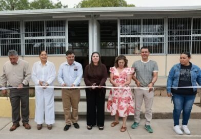 Beneficia Gobernador David Monreal a escuela primaria “Aquiles Serdán”, de Morelos, con rehabilitación integral