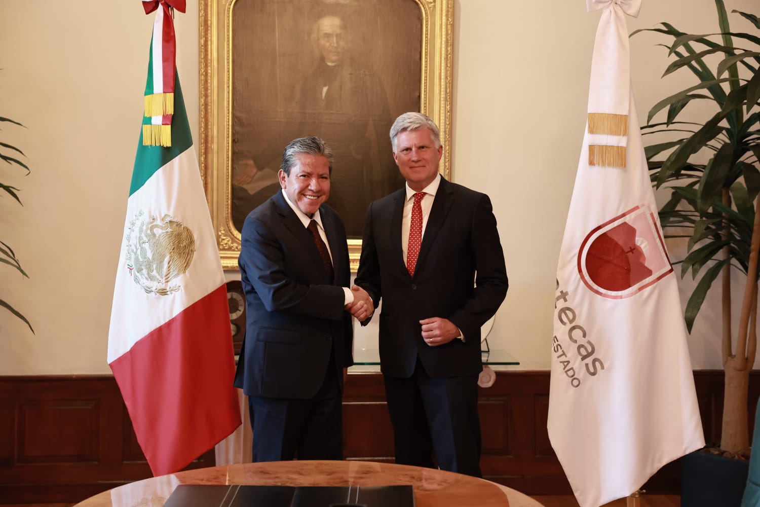 Expresa Embajador de Canadá a Gobernador David Monreal interés de generar más inversión minera canadiense en Zacatecas