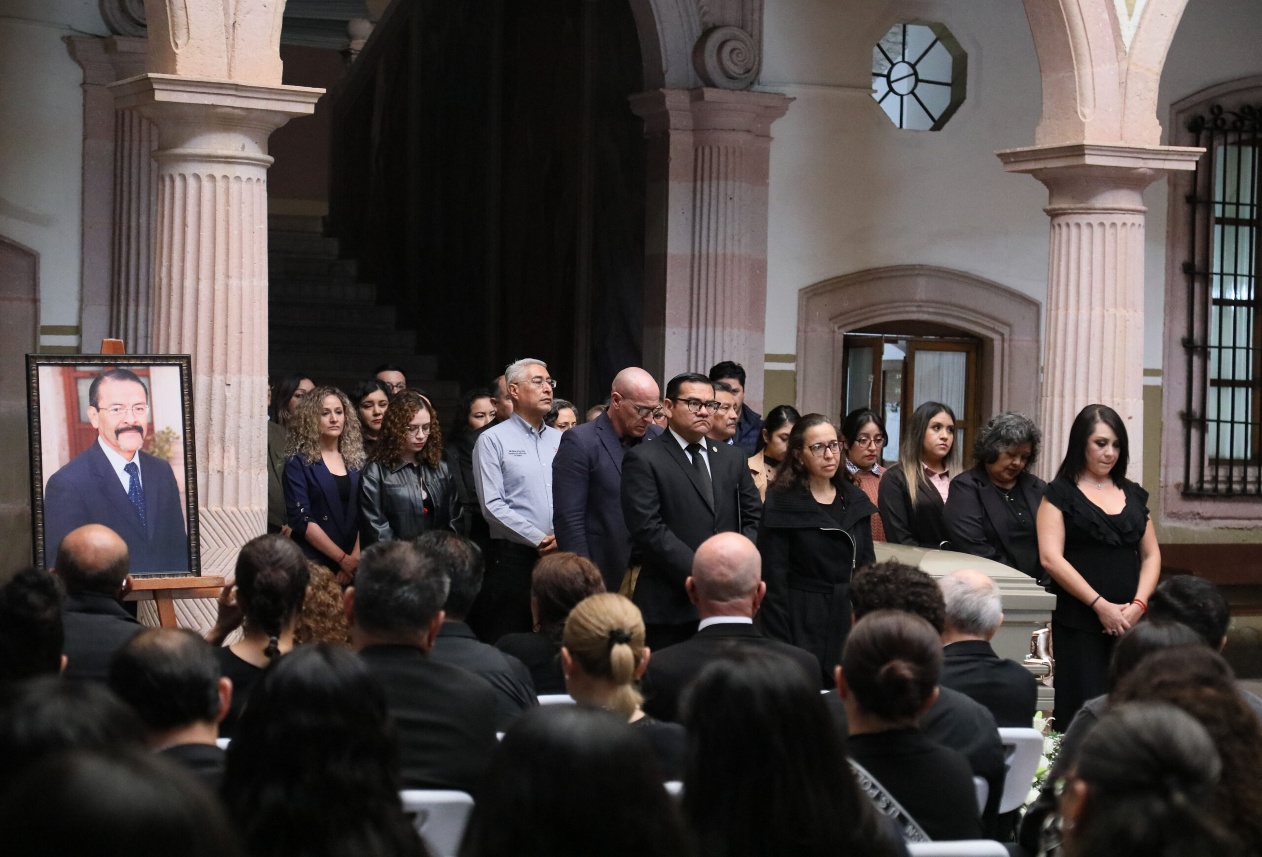 RINDEN HOMENAJE PÓSTUMO AL JURISTA Y MAGISTRADO EN RETIRO JOSÉ GUADALUPE GARCÍA BALANDRÁN