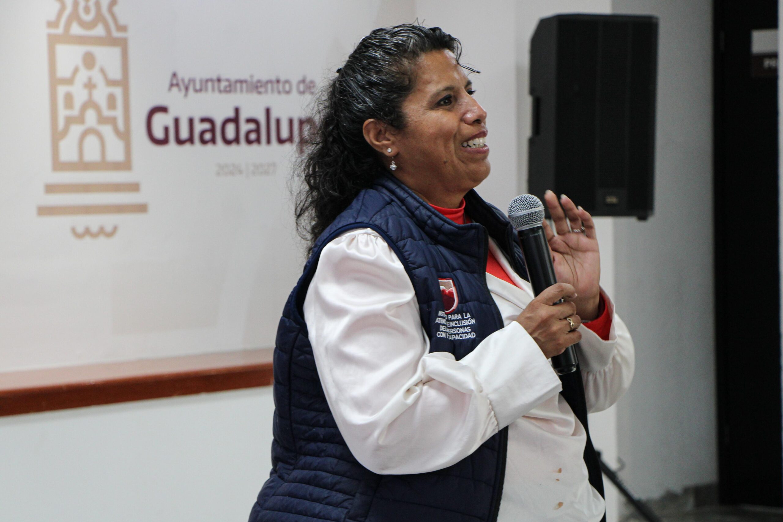 Se capacitan servidores públicos de Guadalupe en lengua de señas mexicana