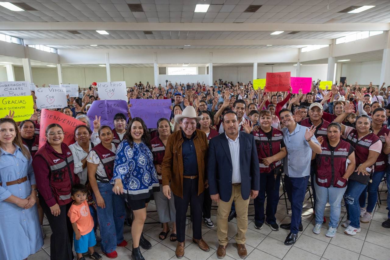Entrega Gobernador David Monreal, por primera vez en Calera, apoyos alimentarios del programa Corazón Contento