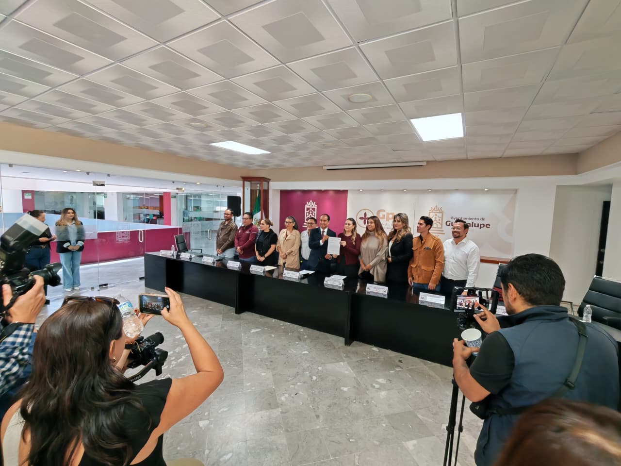 Liquida Pepe Saldívar deuda histórica de 672 mdp del ex alcalde del PRIAN  Enrique Flores