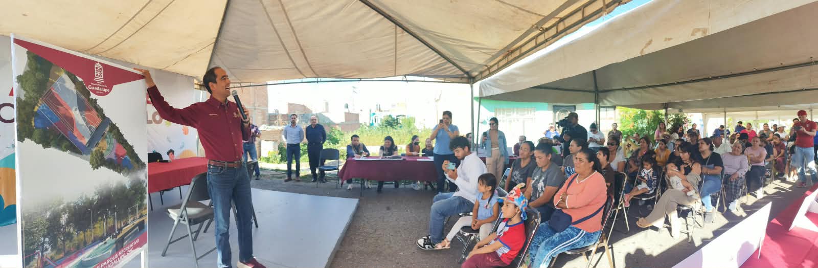 Anuncia Pepe Saldívar nuevo parque deportivo en Progresistas, durante audiencia del Pueblo