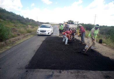 Intensifica Gobierno de Zacatecas trabajos de bacheo y conservación vial en diversos municipios