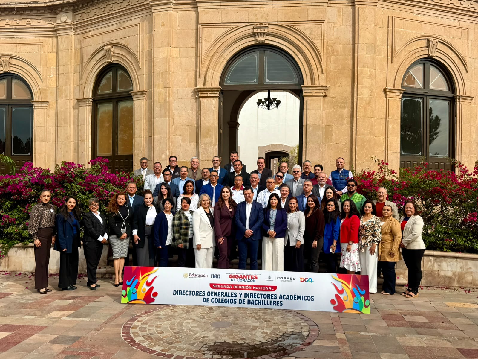 Participa Cobaez en reunión nacional de Colegios de Bachilleres